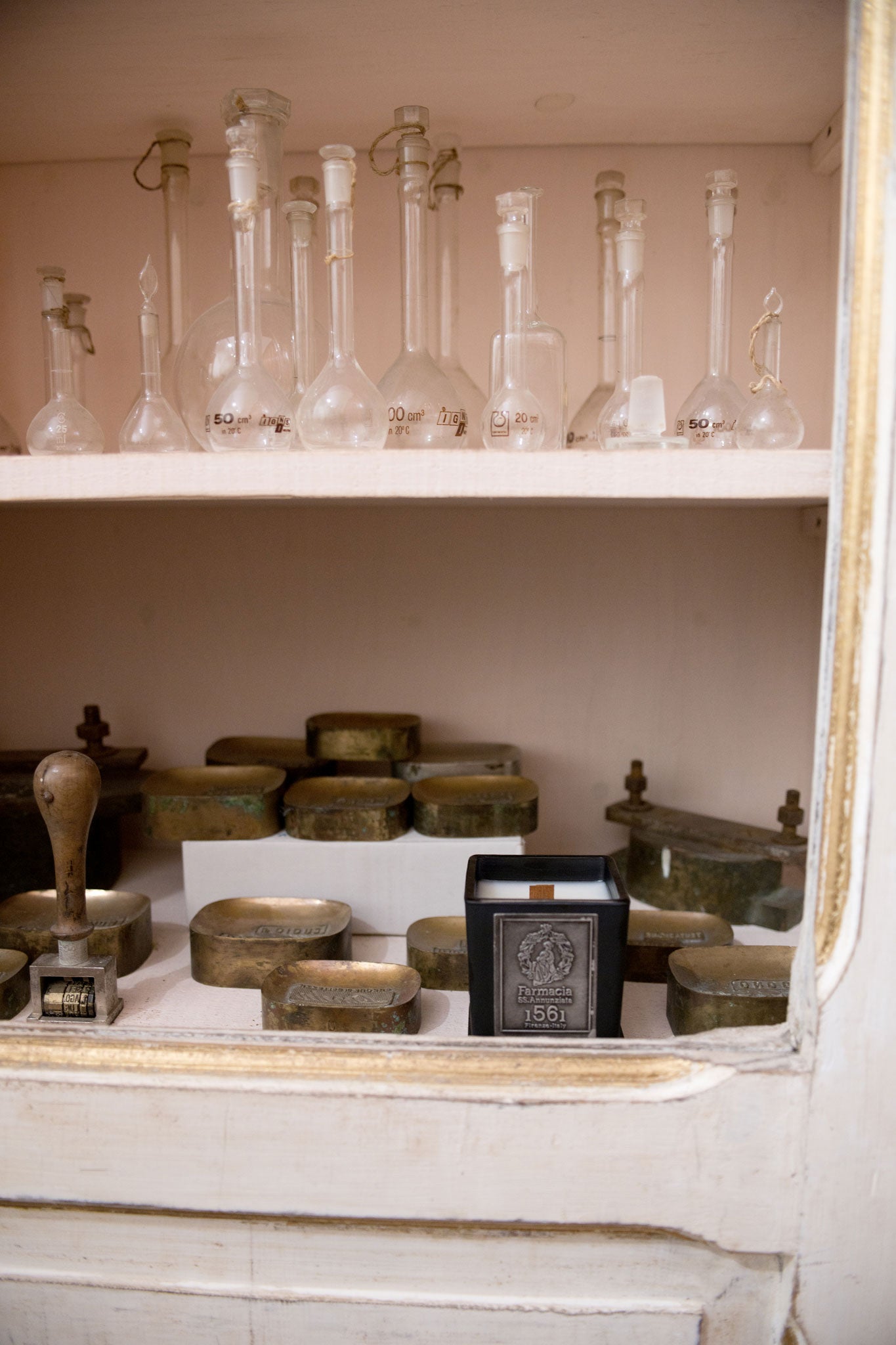 Farmacia Santissima Annunziata cosmetic Florence artisanal scented candle