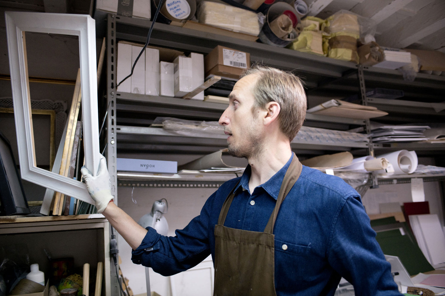 IPPOGRIFO-ARTISAN-ETCHING-PORTRAIT- man-bottega-frame-Duccio