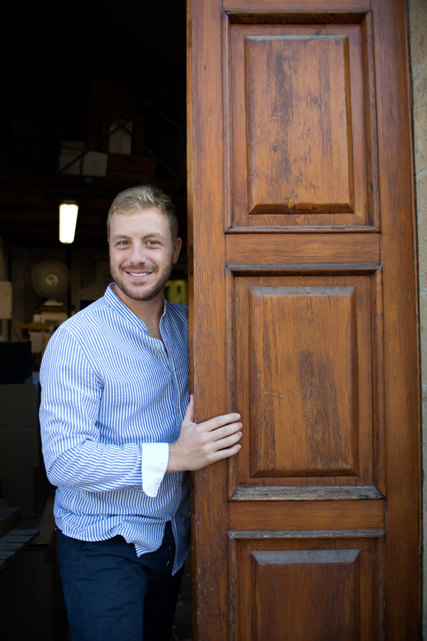 LOCCHI-ARTISAN-CRYSTAL-GLASS-PORTRAIT-doorway-entrance-Matteo