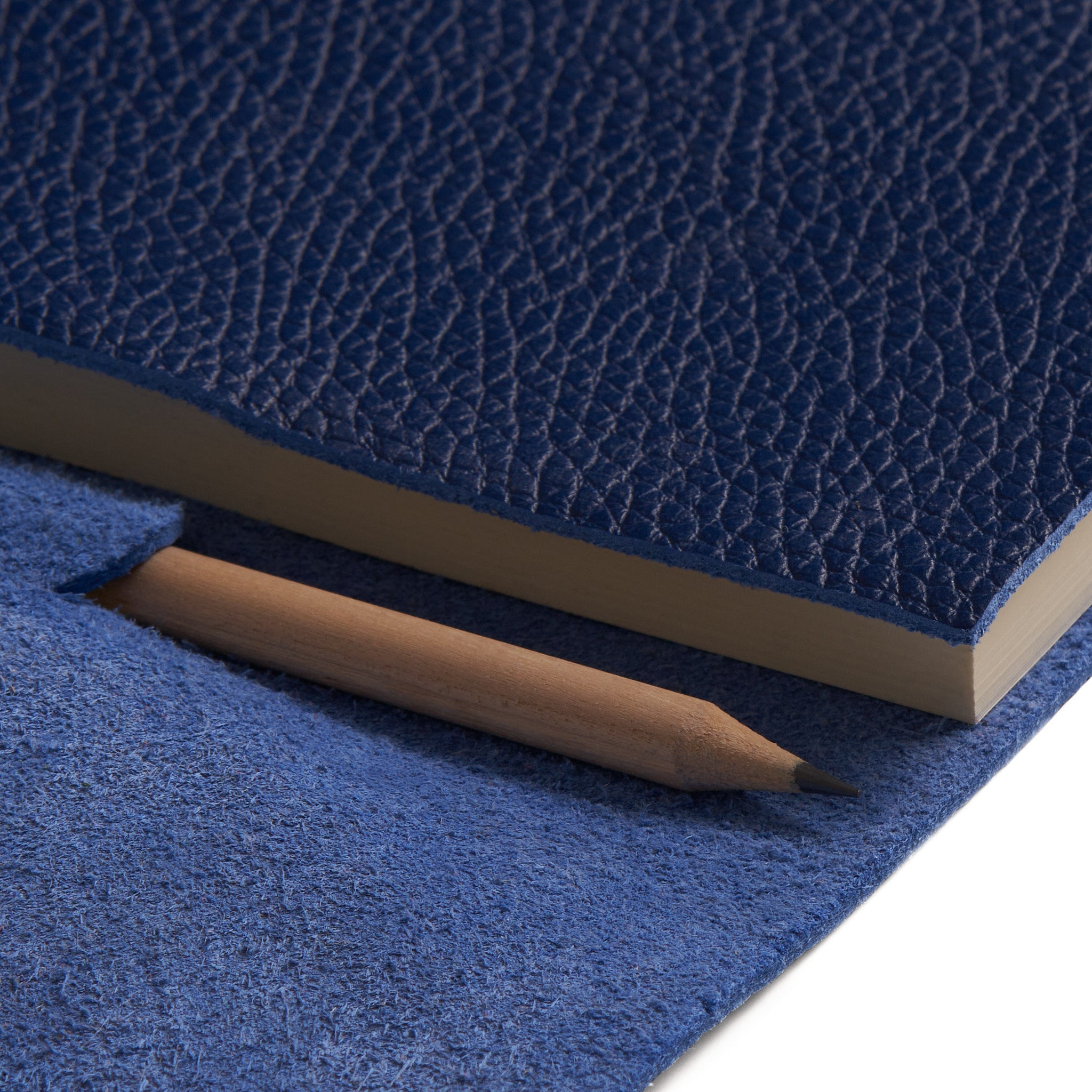 Giannini_Artisan_Paper_Product_notebook_strap-blue-small