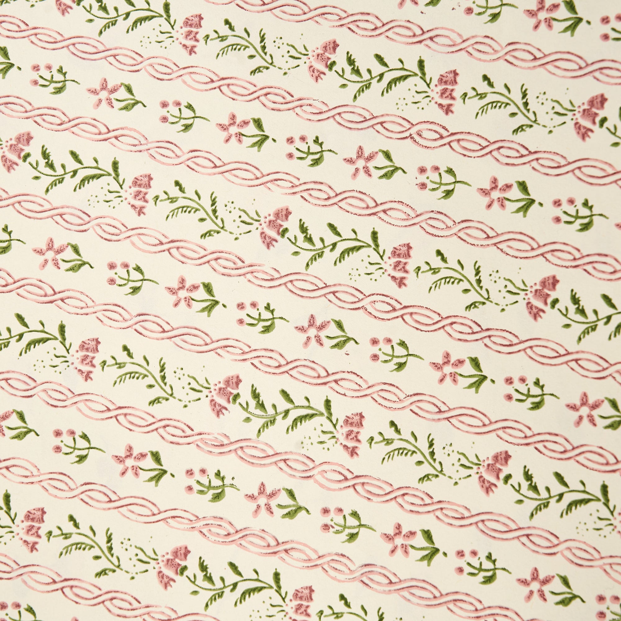 Giannini_Artisan_Paper_Product_set_2-1800