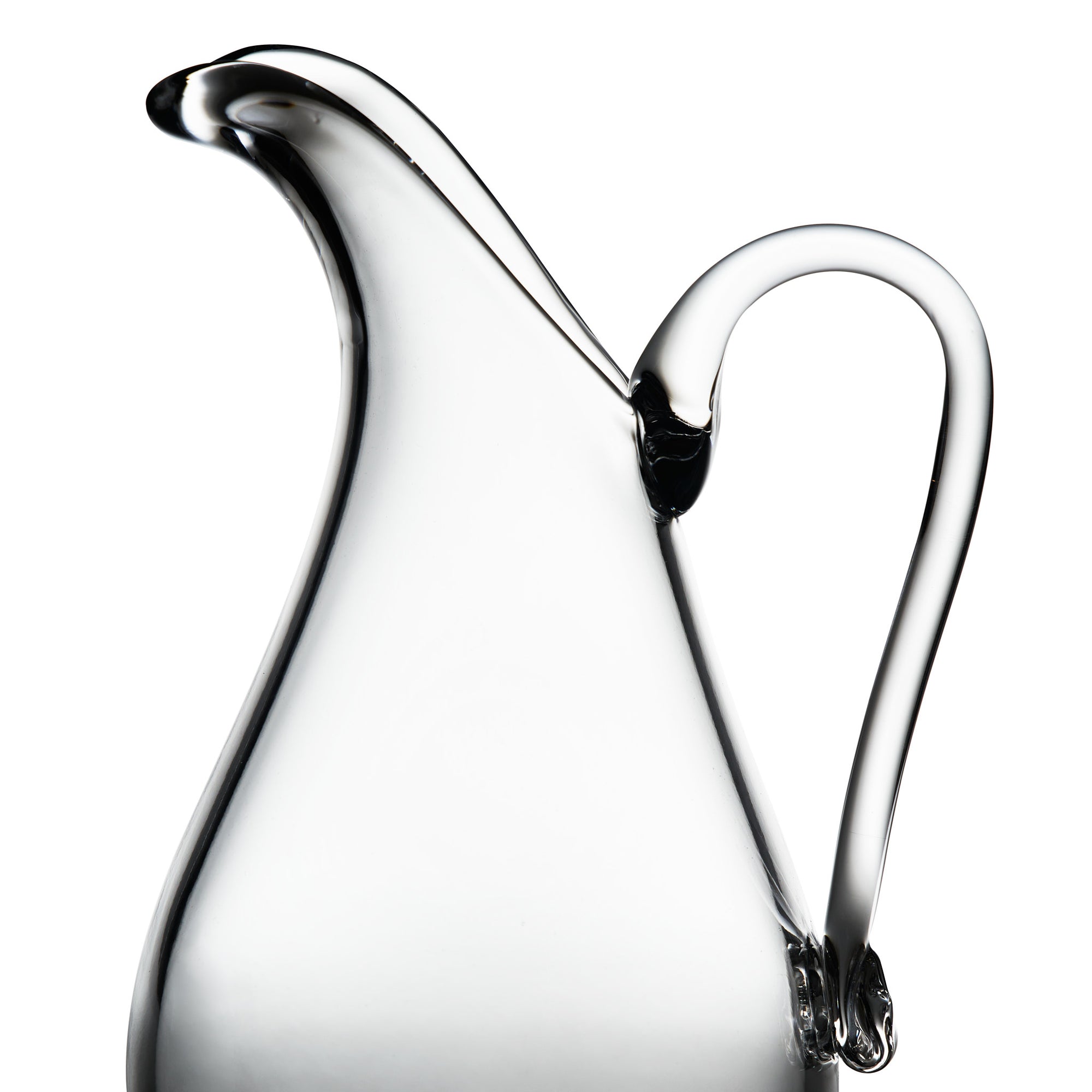 Locchi_crystal_carafe_goose_beak