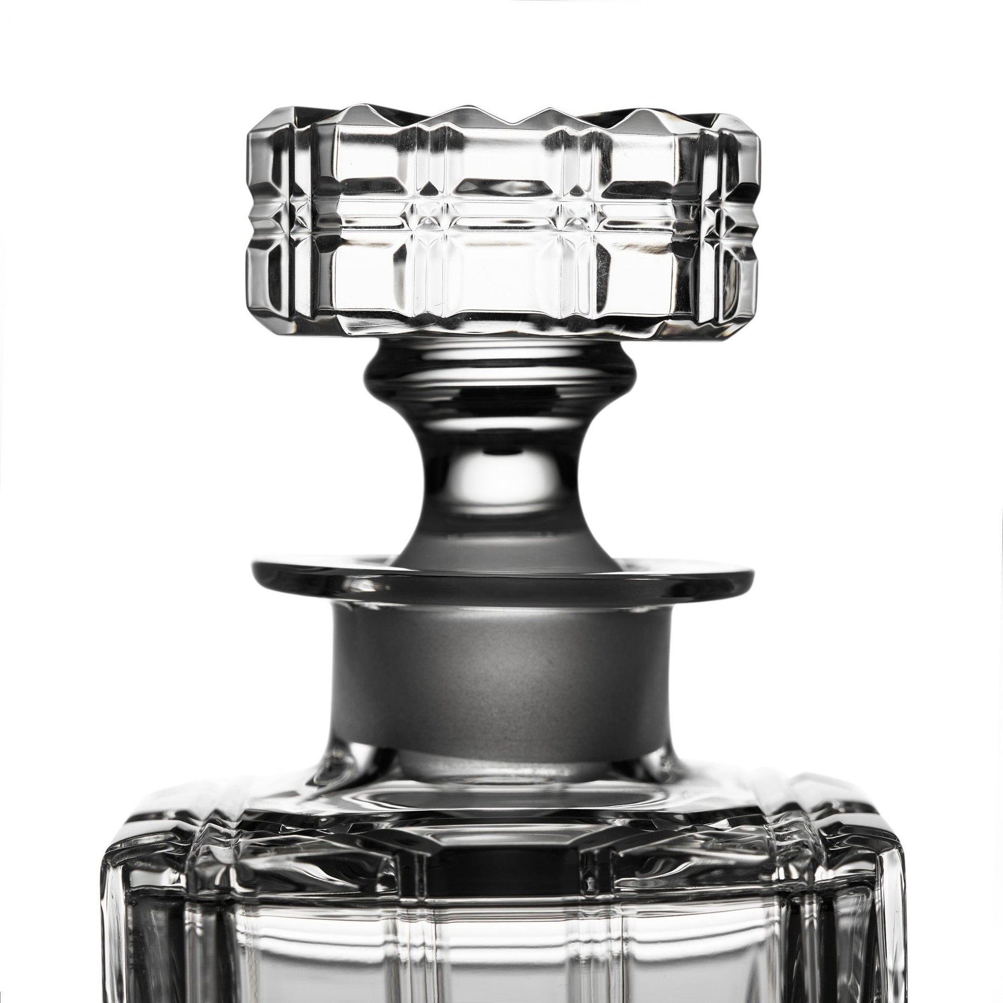 Locchi_crystal_whiskey_carafe_bottle