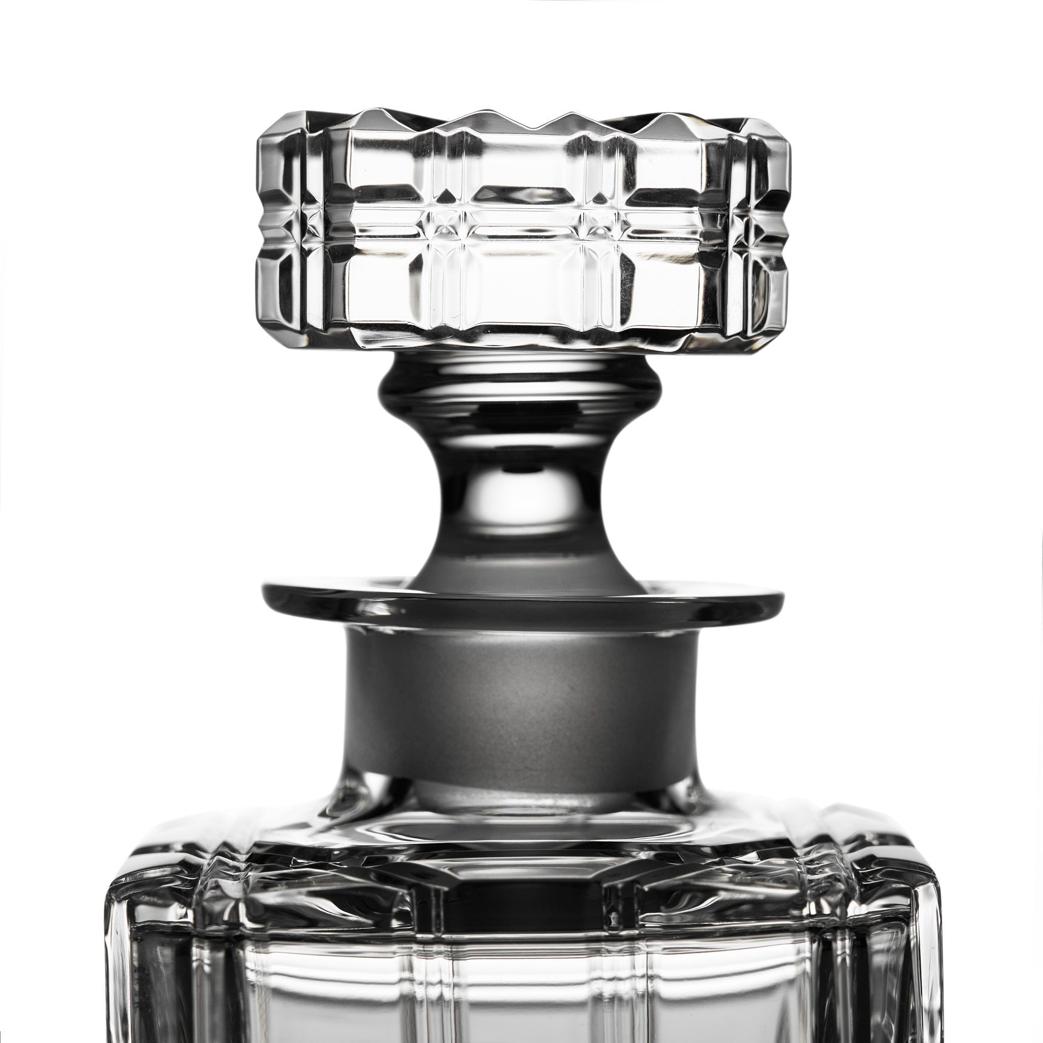 Locchi_crystal_whiskey_carafe_bottle