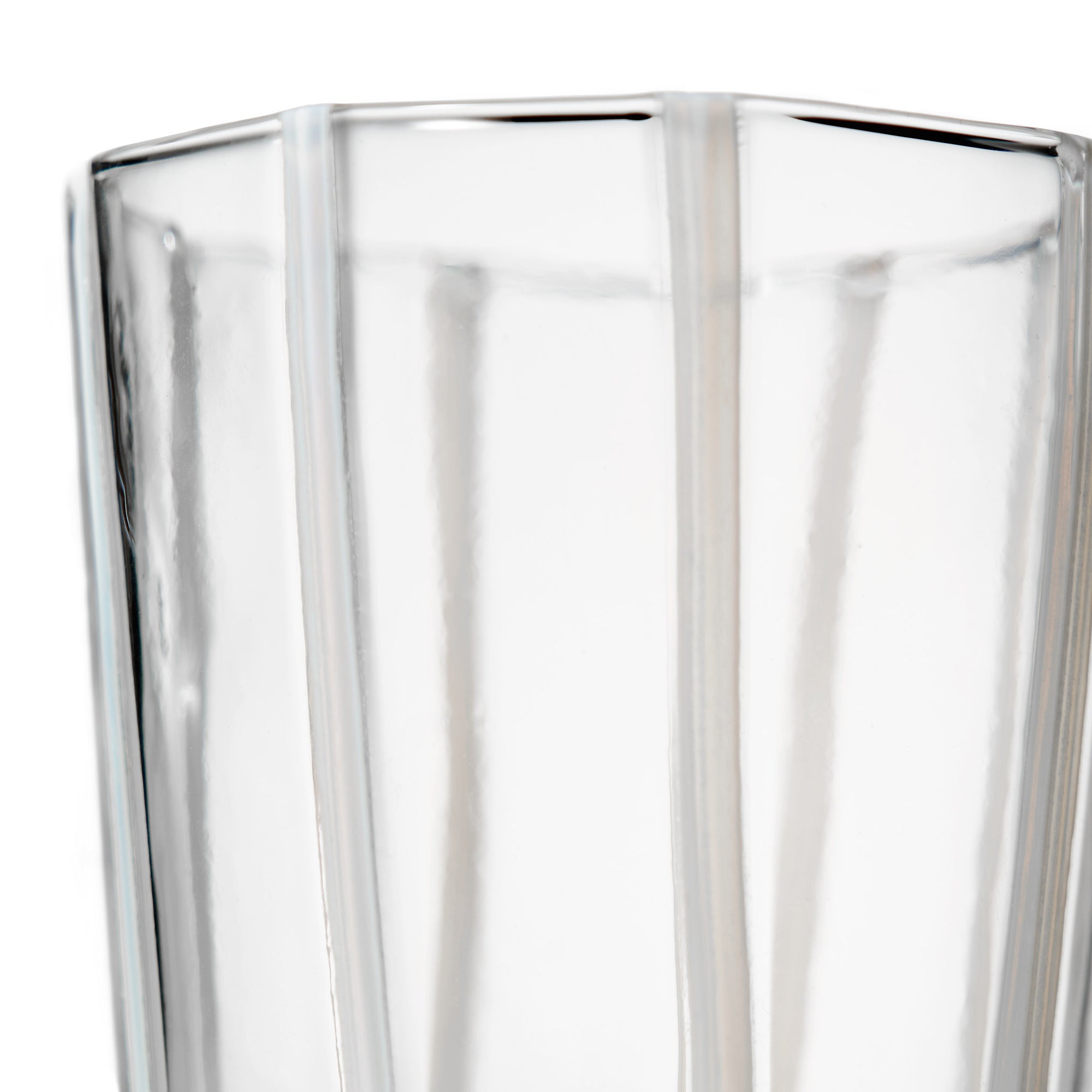 Locchi_waterglass_lines_white_
