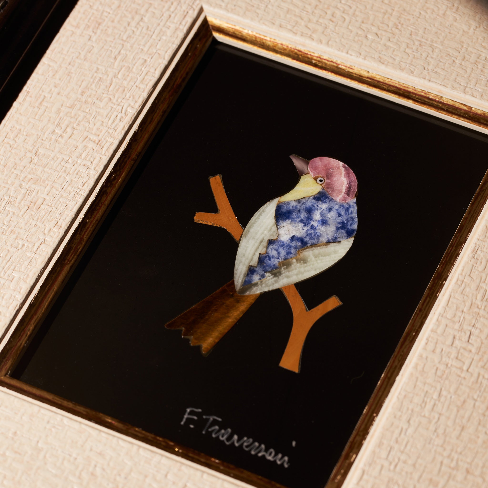 traversari-artisan-mosaic-vertical-bird-pink-head