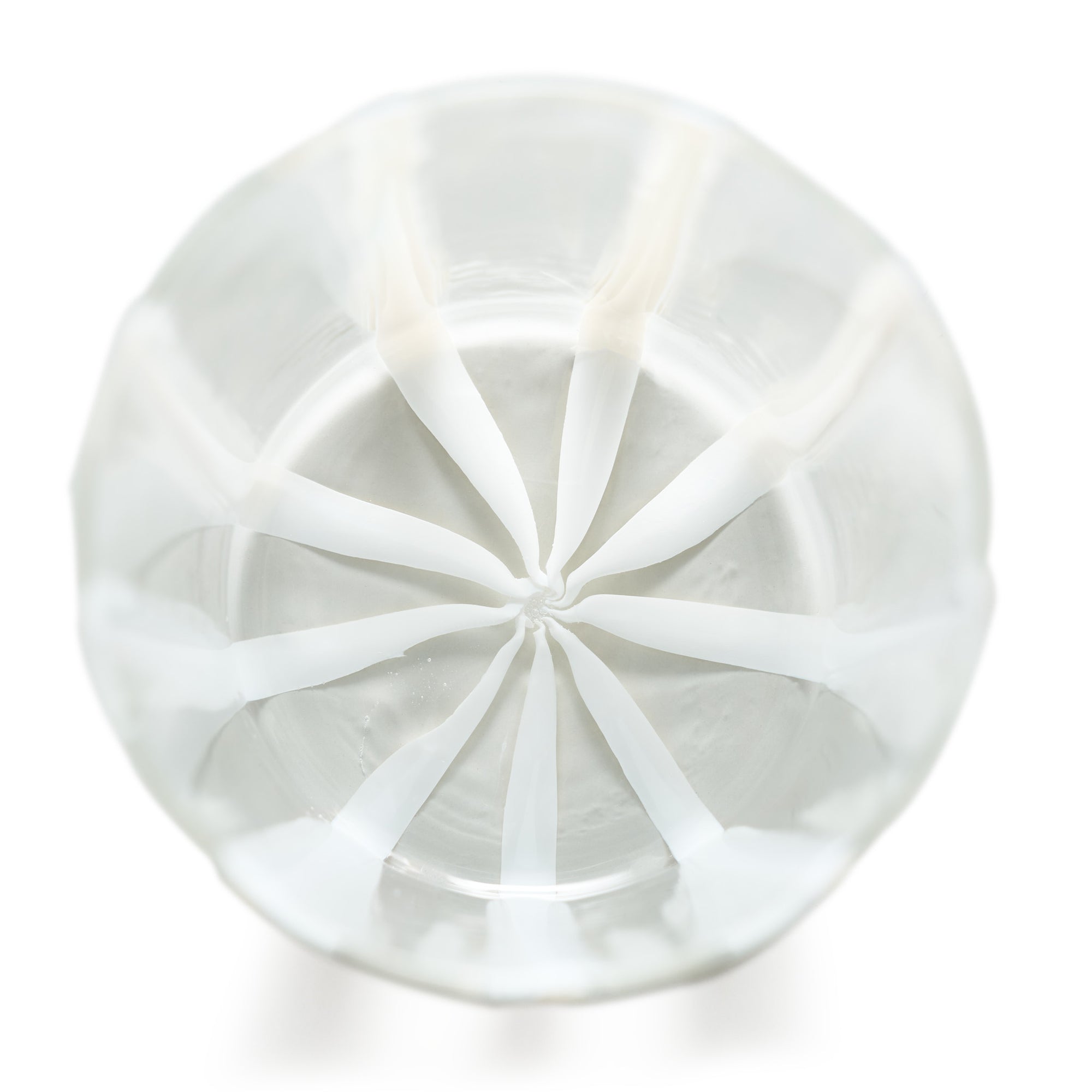 Locchi_wineglass_lines_white_